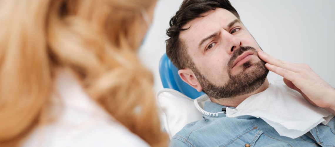 an image of a dental patient in need of a wisdom tooth extracation.